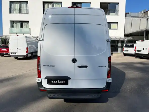 MERCEDES-BENZ SPRINTER (5/19)
