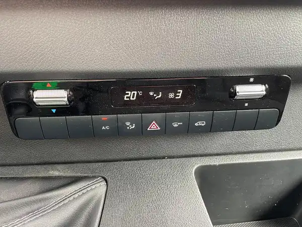 MERCEDES-BENZ SPRINTER (13/20)