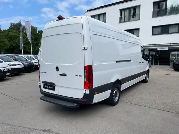 MERCEDES-BENZ SPRINTER (5/20)