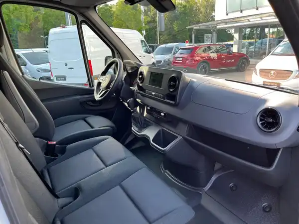 MERCEDES-BENZ SPRINTER (17/20)