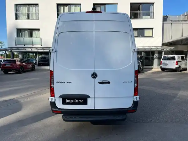 MERCEDES-BENZ SPRINTER (6/20)