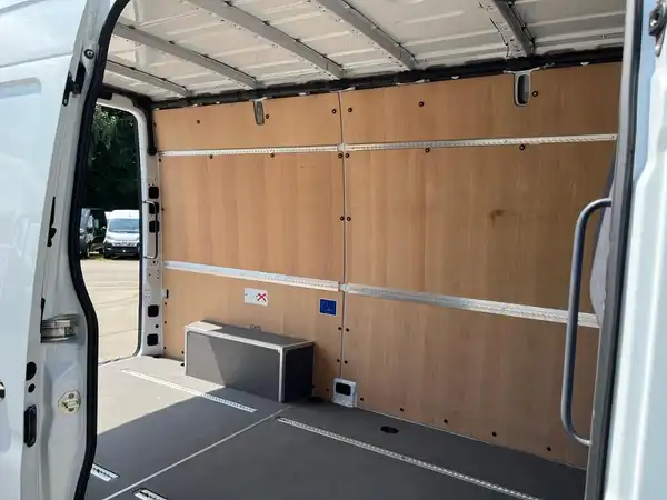 MERCEDES-BENZ SPRINTER (18/22)
