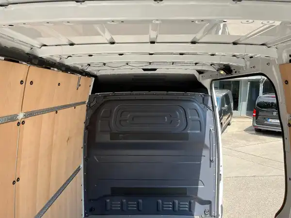 MERCEDES-BENZ SPRINTER (19/22)