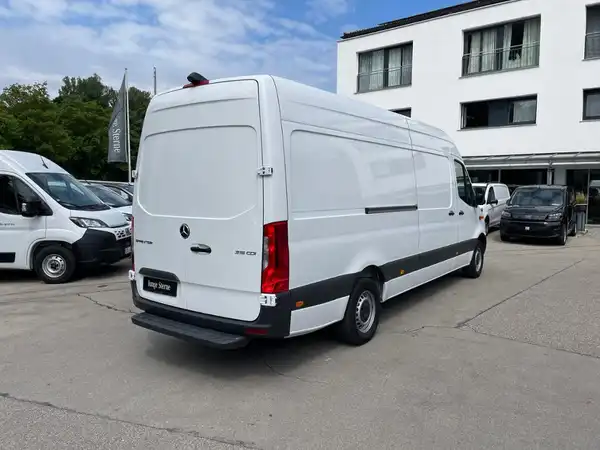 MERCEDES-BENZ SPRINTER (5/20)