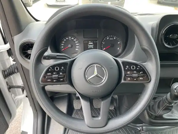 MERCEDES-BENZ SPRINTER (10/20)