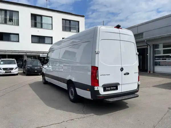 MERCEDES-BENZ SPRINTER (7/20)