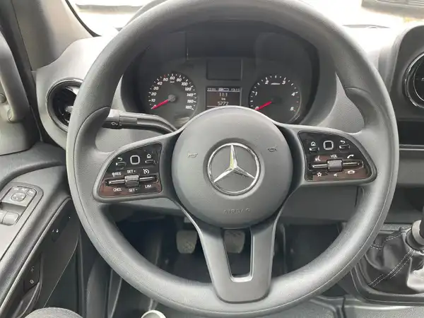 MERCEDES-BENZ SPRINTER (10/20)
