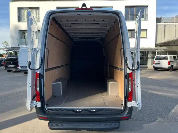 MERCEDES-BENZ SPRINTER (12/22)