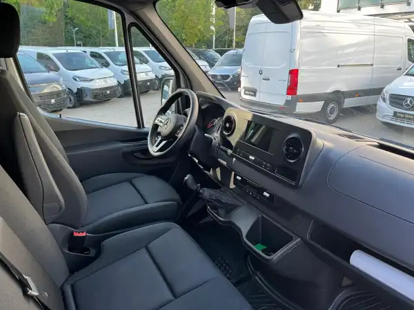 MERCEDES-BENZ SPRINTER (18/22)
