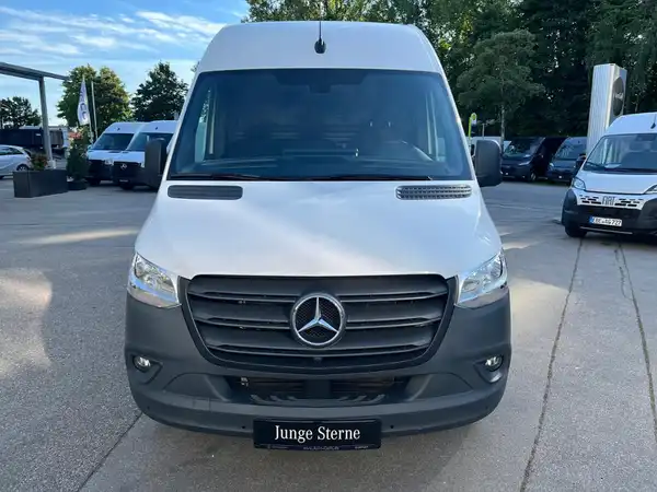 MERCEDES-BENZ SPRINTER (3/22)