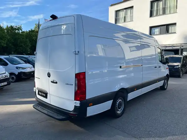 MERCEDES-BENZ SPRINTER (5/22)
