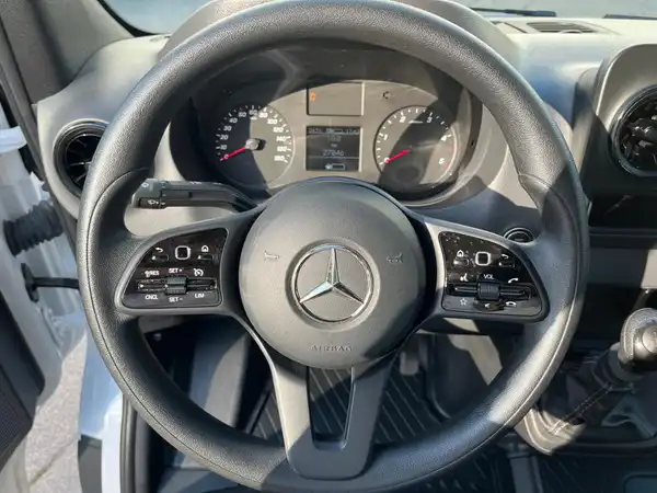 MERCEDES-BENZ SPRINTER (9/22)