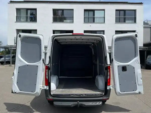 MERCEDES-BENZ SPRINTER 211 (14/18)