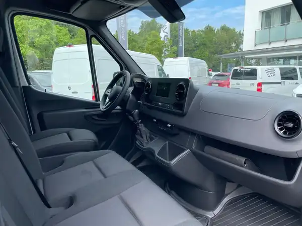 MERCEDES-BENZ SPRINTER (19/20)