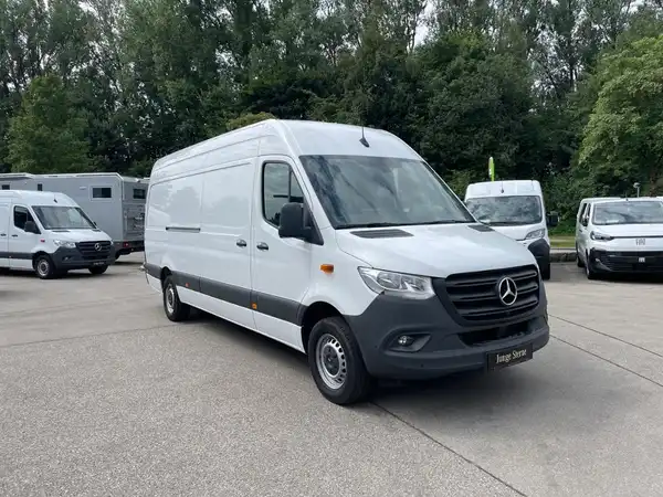 MERCEDES-BENZ SPRINTER (4/20)