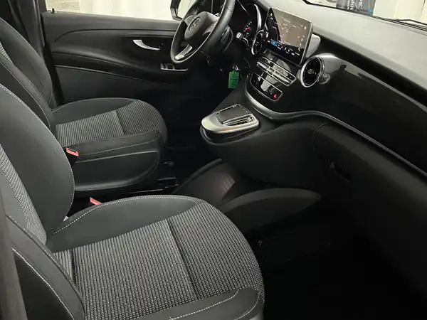 MERCEDES-BENZ V-KLASSE (17/21)