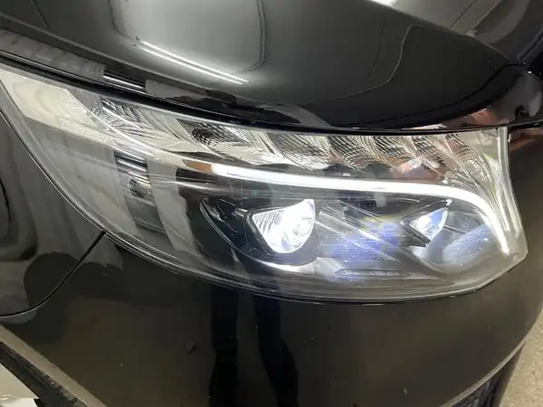 MERCEDES-BENZ V-KLASSE (19/21)