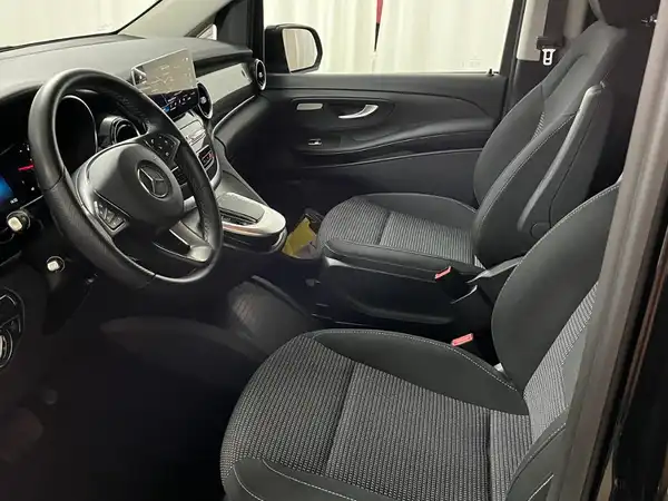 MERCEDES-BENZ V-KLASSE (8/21)