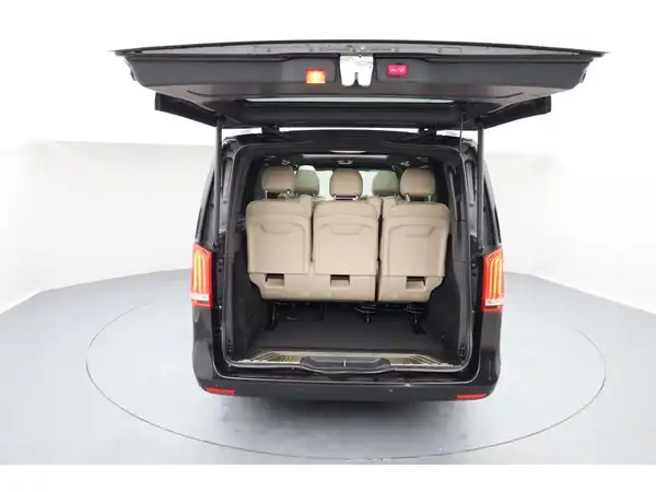 MERCEDES-BENZ V 250 (28/29)