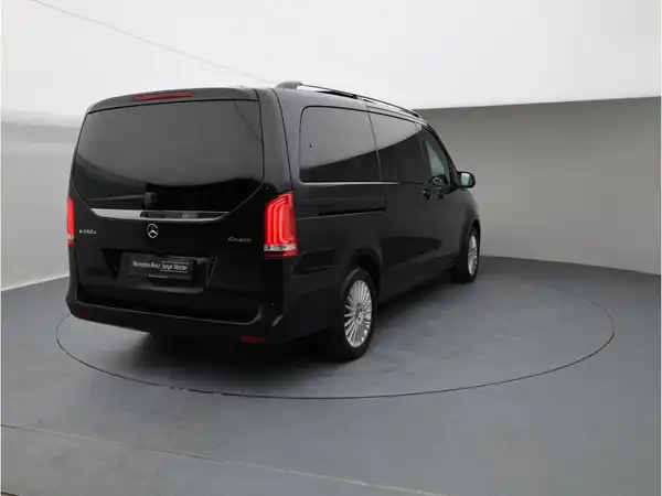 MERCEDES-BENZ V 250 (5/29)