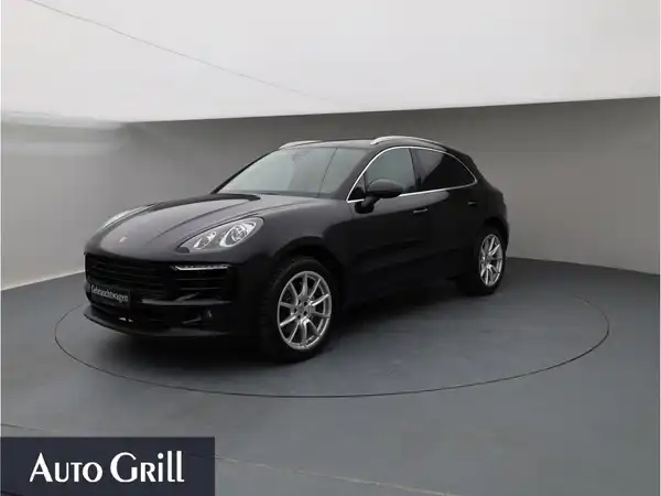PORSCHE MACAN (2/26)