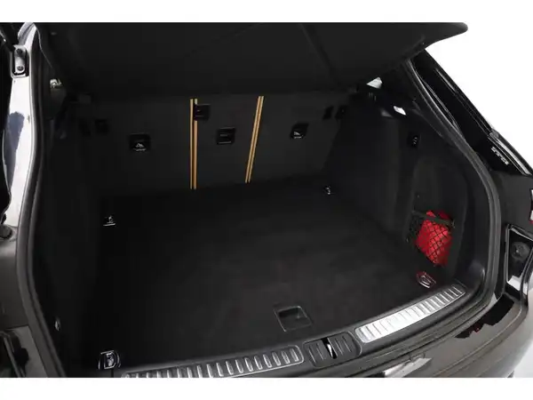 PORSCHE MACAN (26/26)