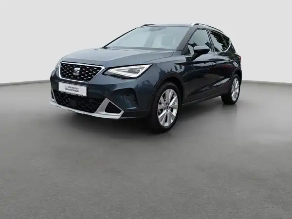 SEAT ARONA (2/15)