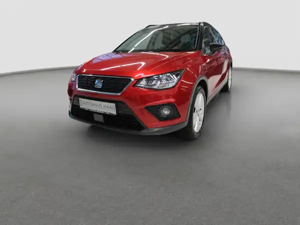 SEAT ARONA (1/10)