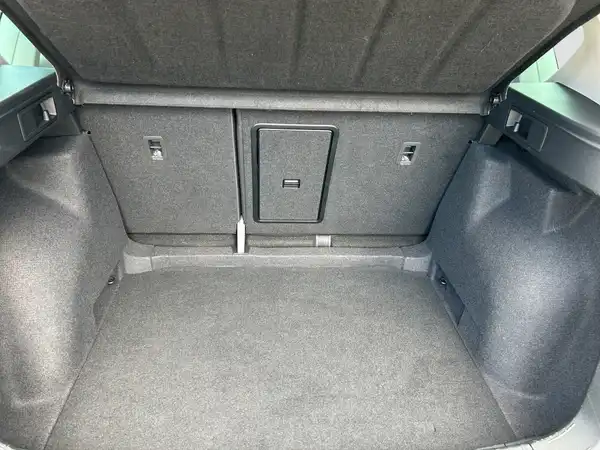 SEAT ATECA (13/16)