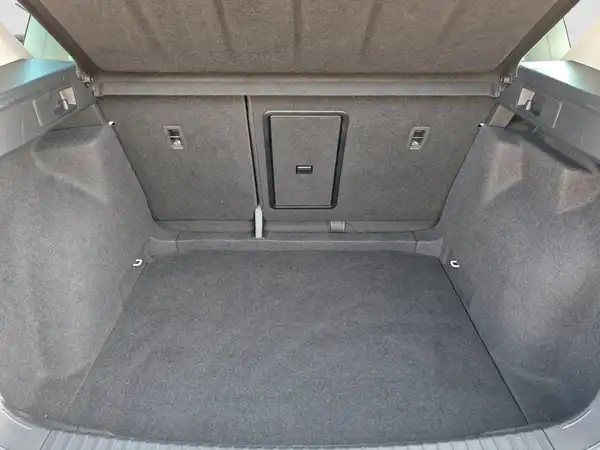 SEAT ATECA (13/16)