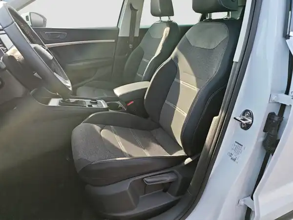 SEAT ATECA (8/16)