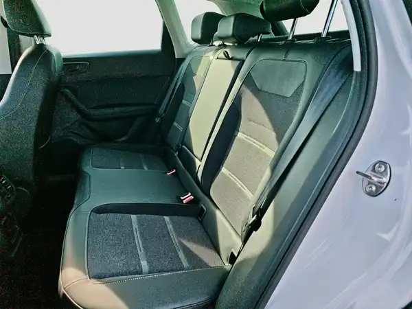 SEAT ATECA (9/16)