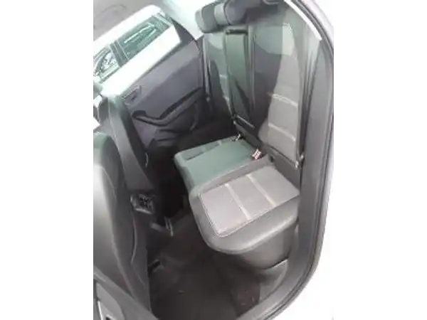 SEAT ATECA (4/6)