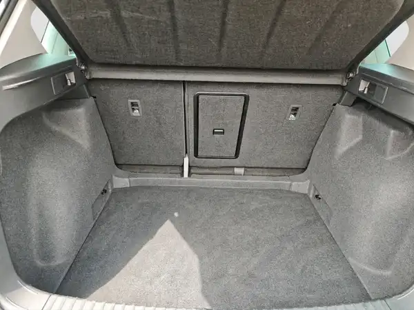 SEAT ATECA (13/16)
