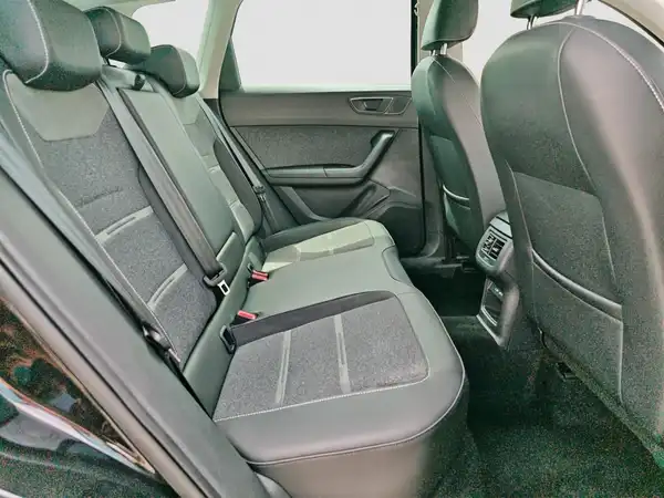 SEAT ATECA (15/16)