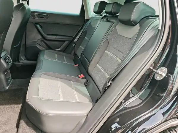 SEAT ATECA (9/16)