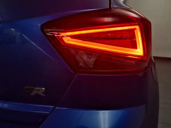 SEAT IBIZA (13/18)