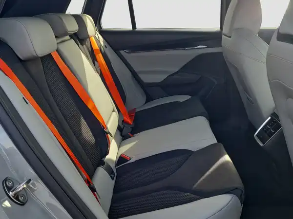 ŠKODA ELROQ (15/16)