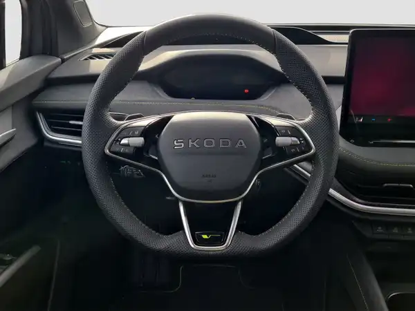 ŠKODA ELROQ (11/16)