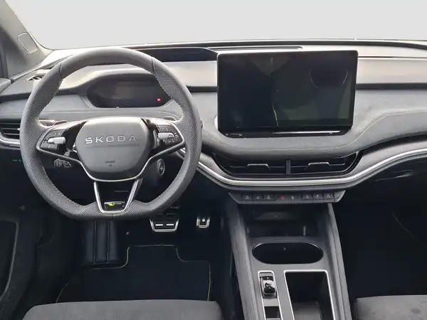 ŠKODA ELROQ (10/16)