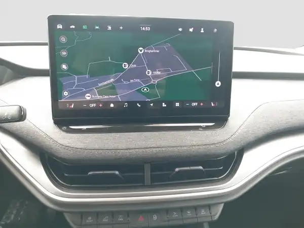 ŠKODA ELROQ (12/16)