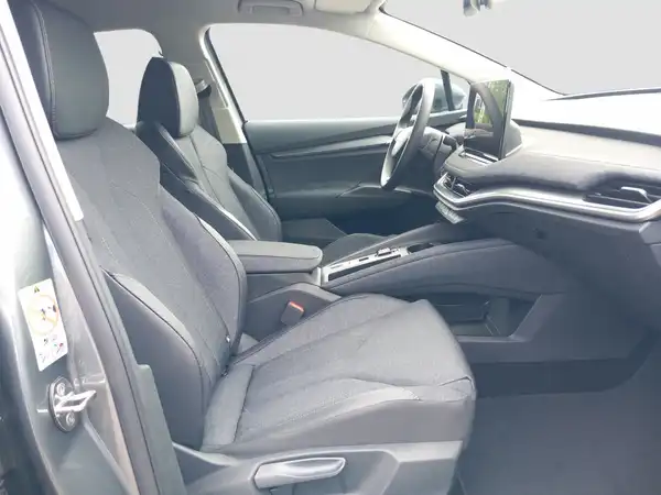 ŠKODA ELROQ (14/16)