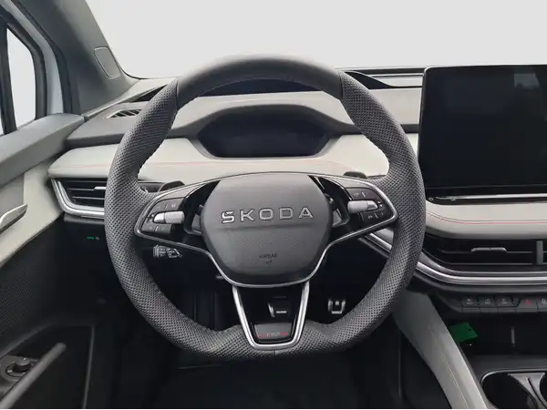 ŠKODA ELROQ (11/16)