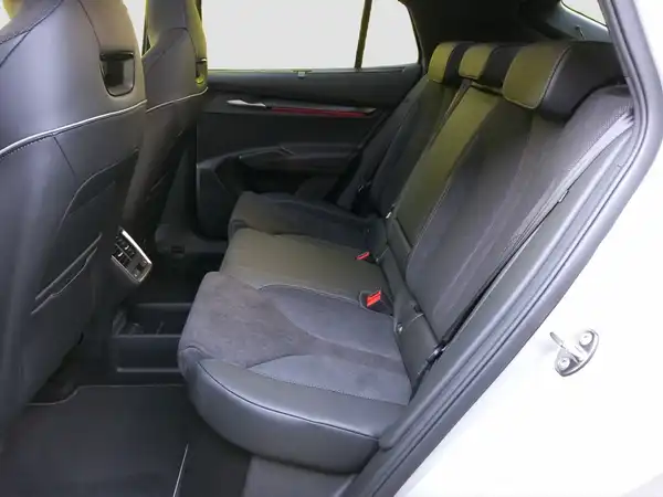 ŠKODA ENYAQ (9/17)