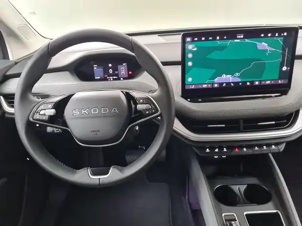 ŠKODA ENYAQ (11/18)