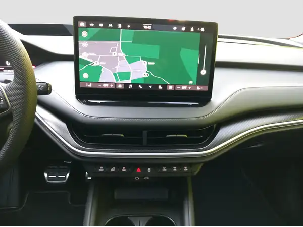 ŠKODA ENYAQ (12/17)