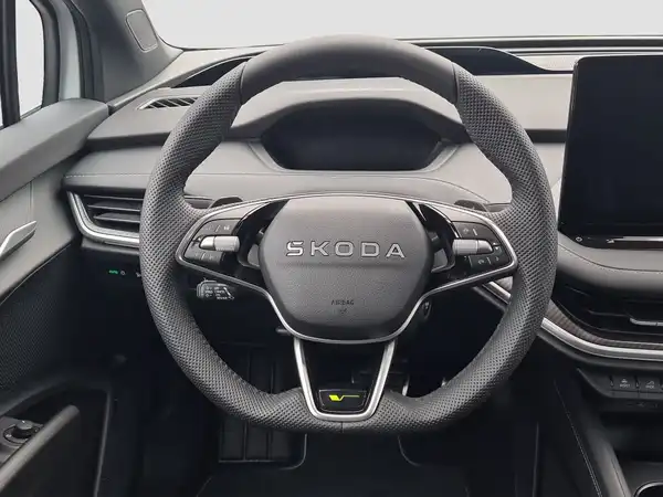 ŠKODA ENYAQ (11/16)