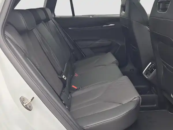 ŠKODA ENYAQ (15/16)