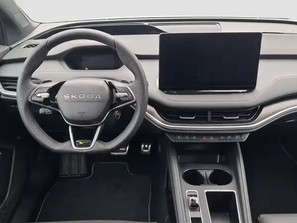 ŠKODA ENYAQ (10/16)