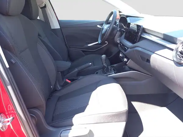 ŠKODA FABIA (14/16)